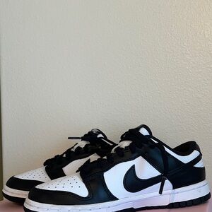 Nike Dunk Low Women Size 7